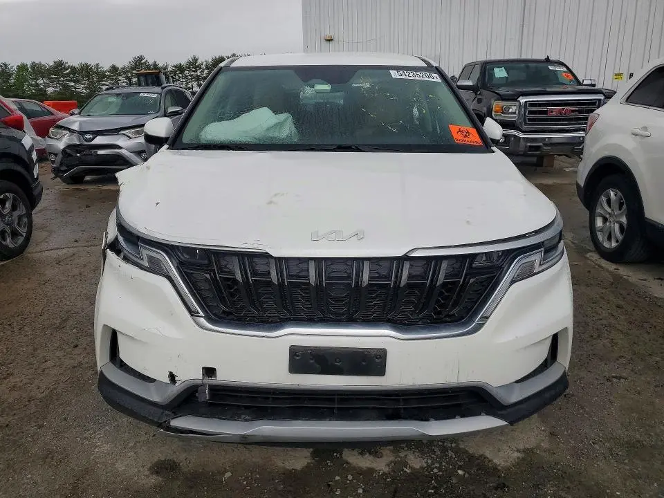2022 KIA CARNIVAL LX  