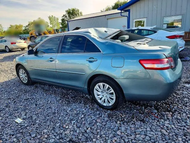 2010 TOYOTA CAMRY LE  