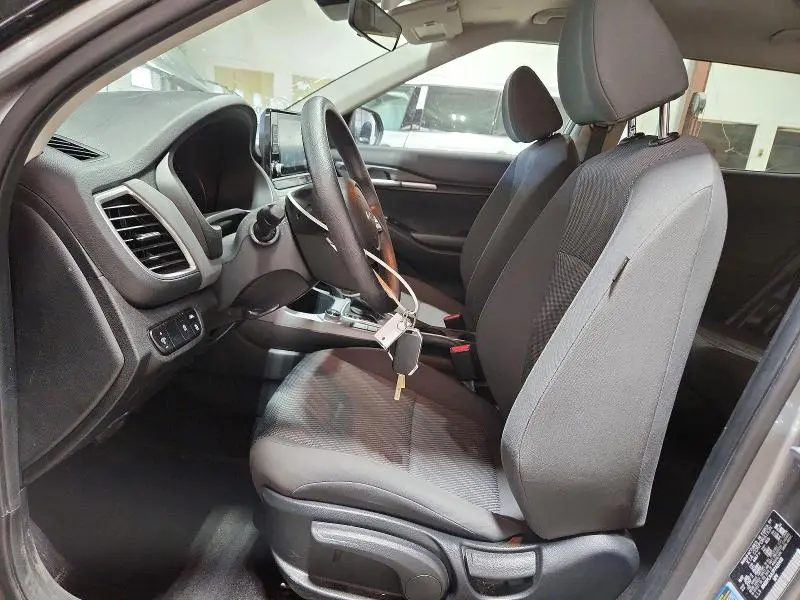 2023 KIA SELTOS LX  