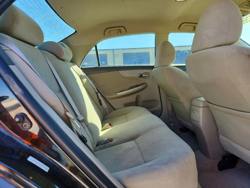 2010 TOYOTA COROLLA BASE  