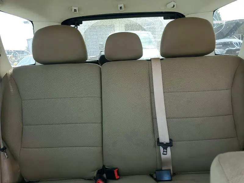2010 FORD ESCAPE XLT  