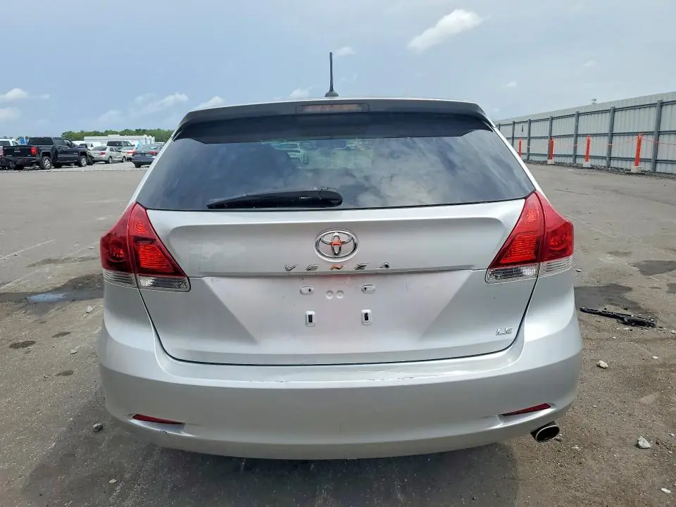 2013 TOYOTA VENZA LE  