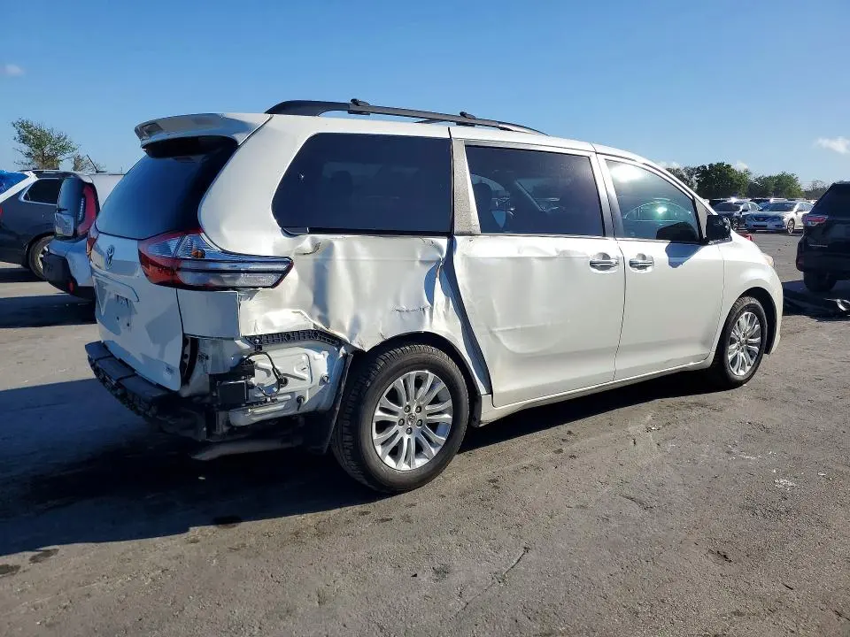 2017 TOYOTA SIENNA XLE 8-PASSENGER  
