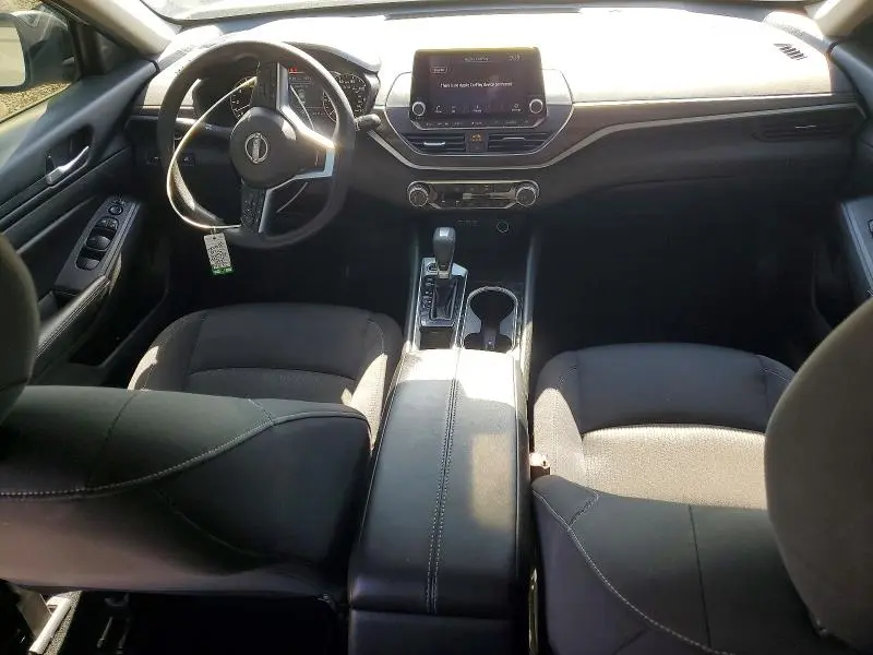 2024 NISSAN ALTIMA SV  