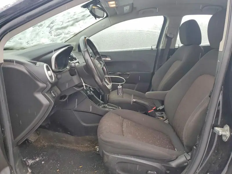 2017 CHEVROLET SONIC LT  