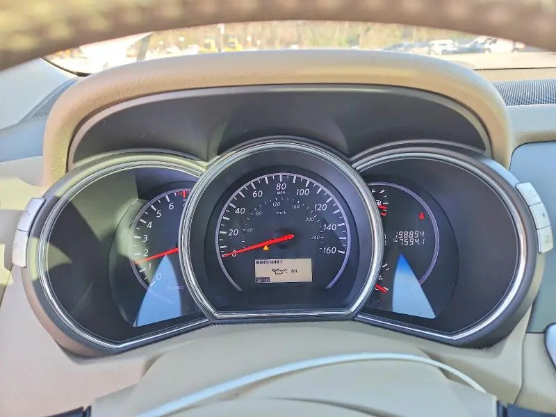 2012 NISSAN MURANO S  