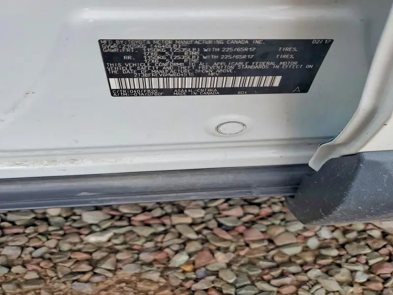 2017 TOYOTA RAV4 LE  