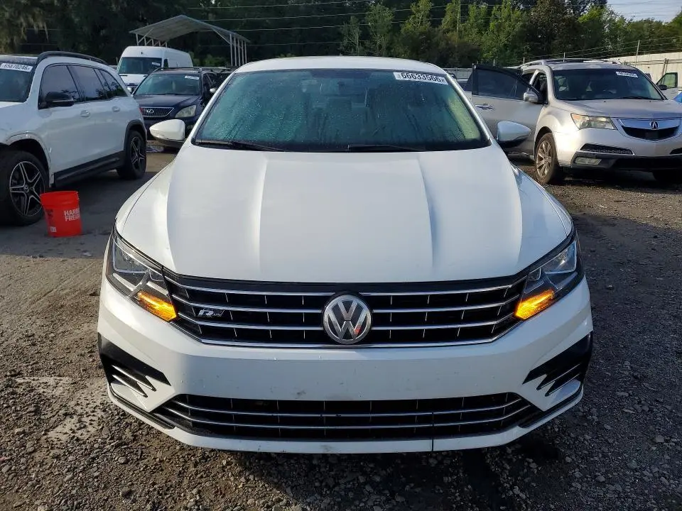 2017 VOLKSWAGEN PASSAT R-LINE  