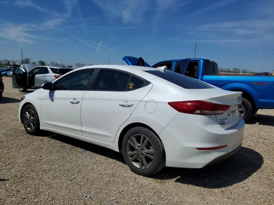 2018 HYUNDAI ELANTRA SEL  