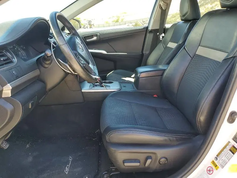 2012 TOYOTA CAMRY SE  