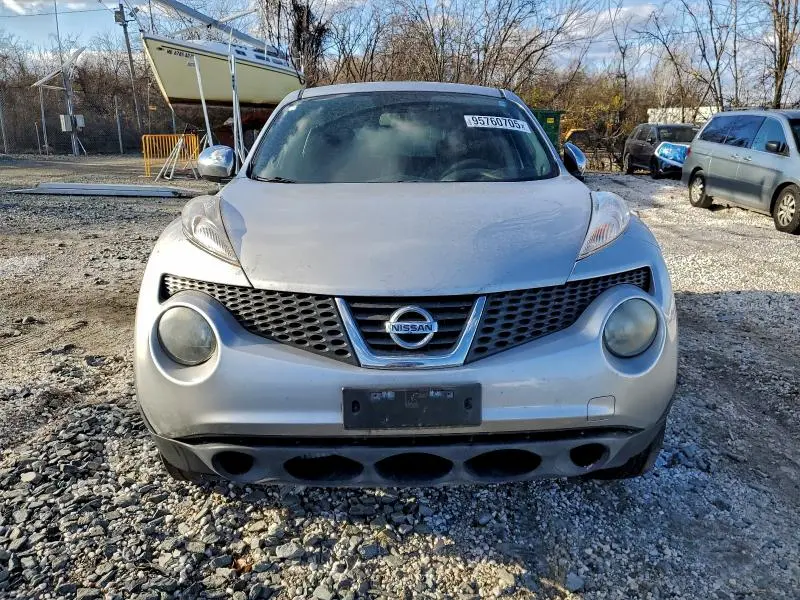 2013 NISSAN JUKE S  