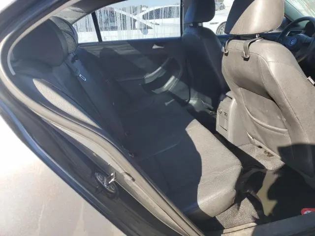 2012 VOLKSWAGEN JETTA SE  