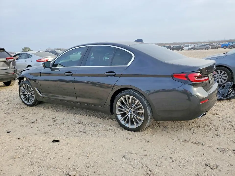 2023 BMW 530XE   