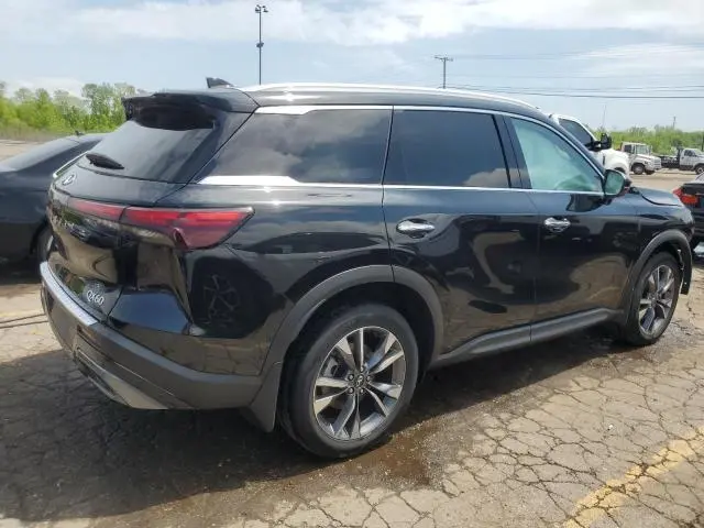 2022 INFINITI QX60 LUXE  