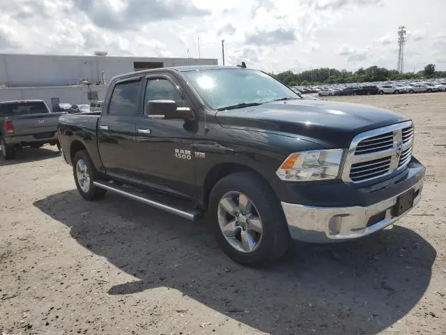 2017 RAM 1500 SLT  