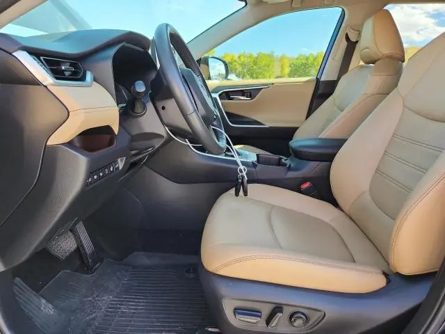 2022 TOYOTA RAV4 LIMITED  