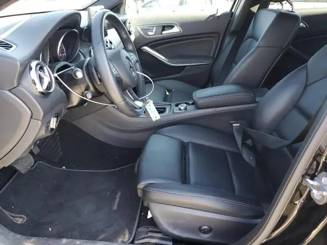 2019 MERCEDES-BENZ GLA 250 4MATIC  