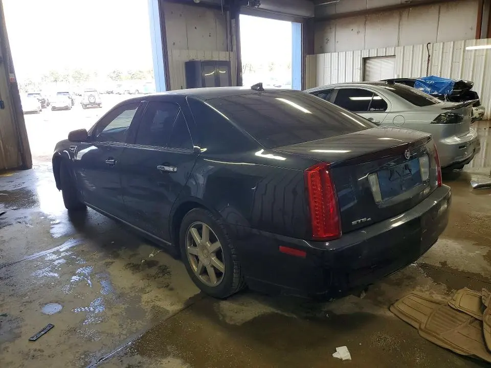 2011 CADILLAC STS LUXURY  