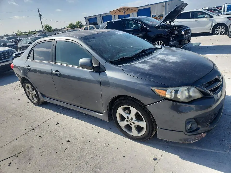 2011 TOYOTA COROLLA S  