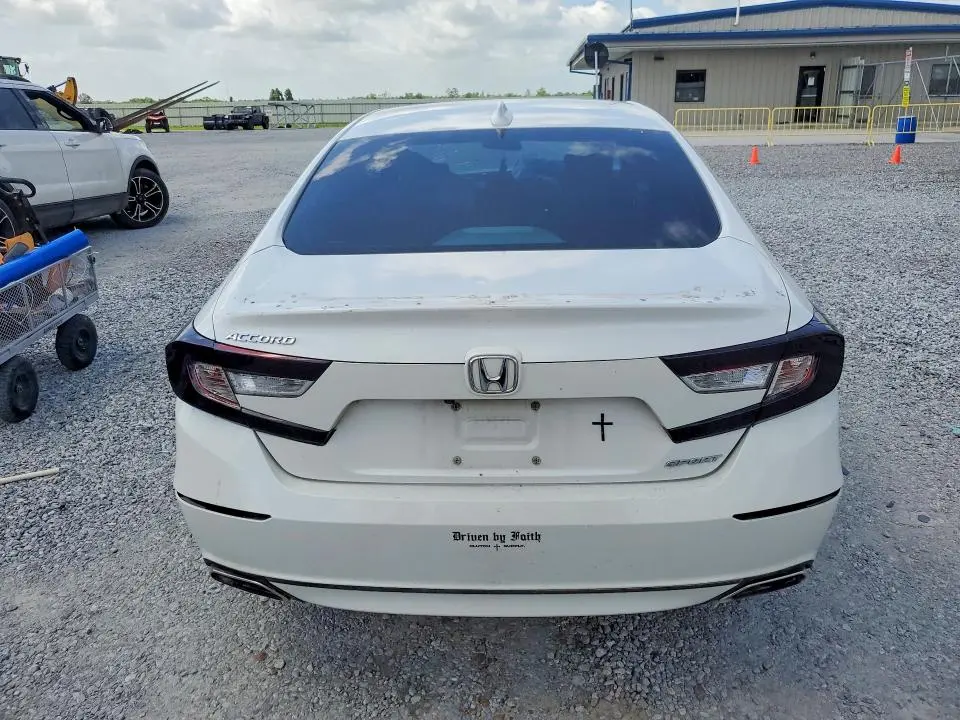 2020 HONDA ACCORD SPORT  