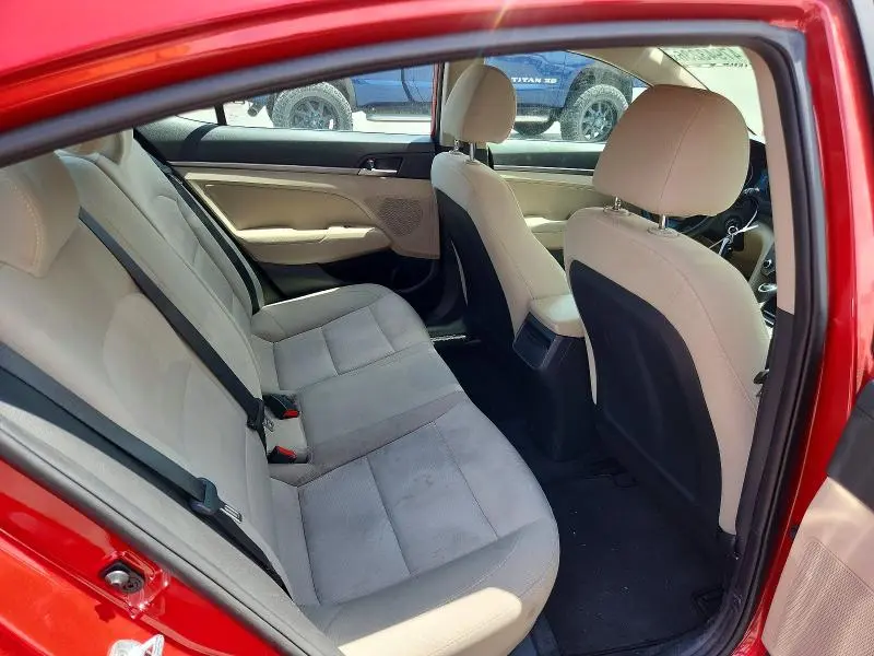 2018 HYUNDAI ELANTRA SEL  