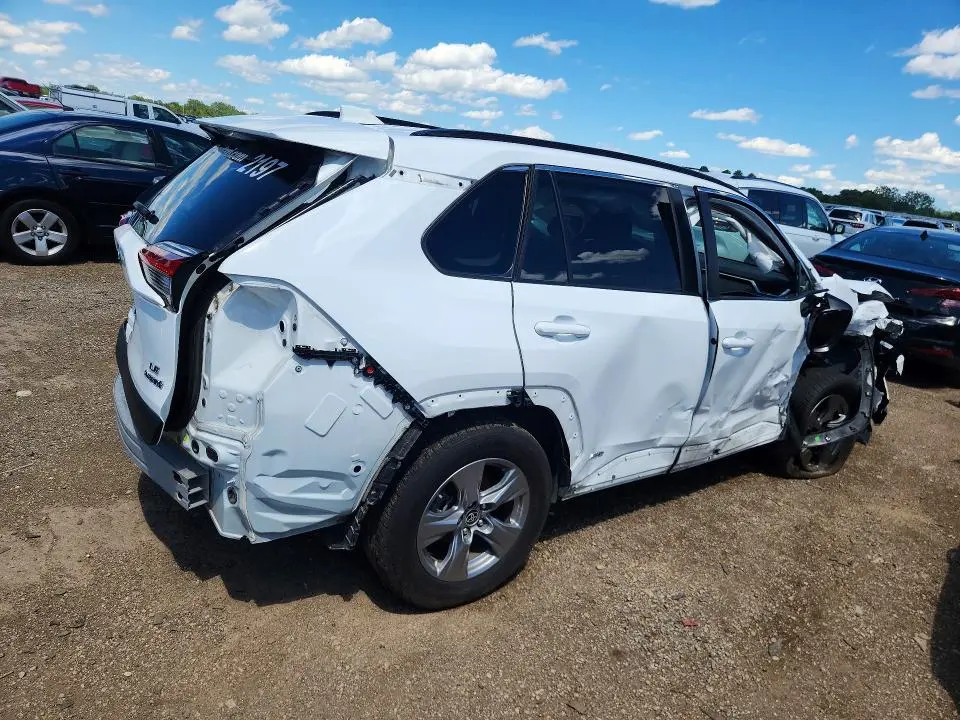 2024 TOYOTA RAV4 LE  