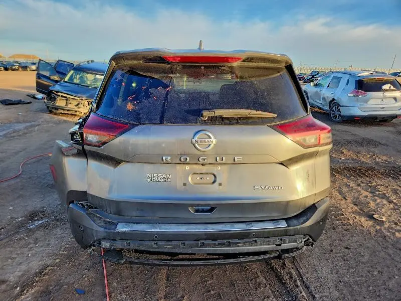 2021 NISSAN ROGUE SV  
