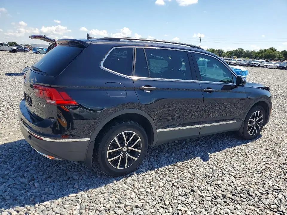 2021 VOLKSWAGEN TIGUAN SE  