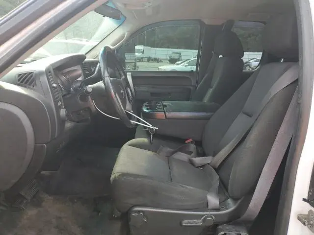 2011 GMC SIERRA K2500 SLE  