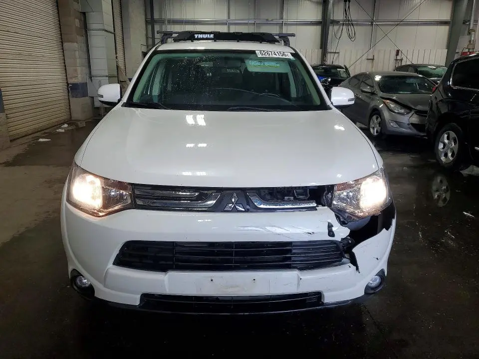 2014 MITSUBISHI OUTLANDER SE  