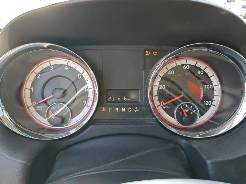 2014 DODGE GRAND CARAVAN SE  