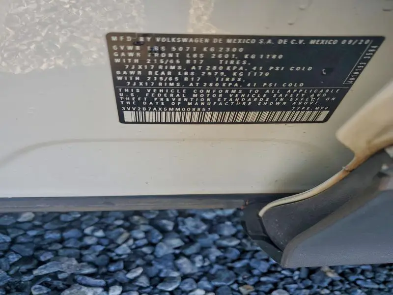 2021 VOLKSWAGEN TIGUAN SE  