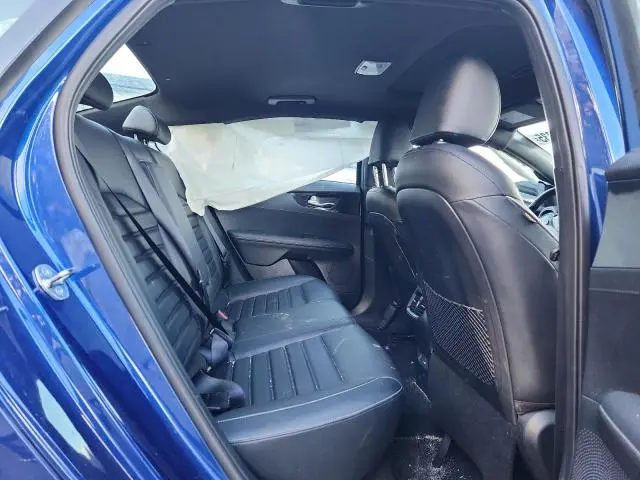 2024 KIA FORTE GT LINE  