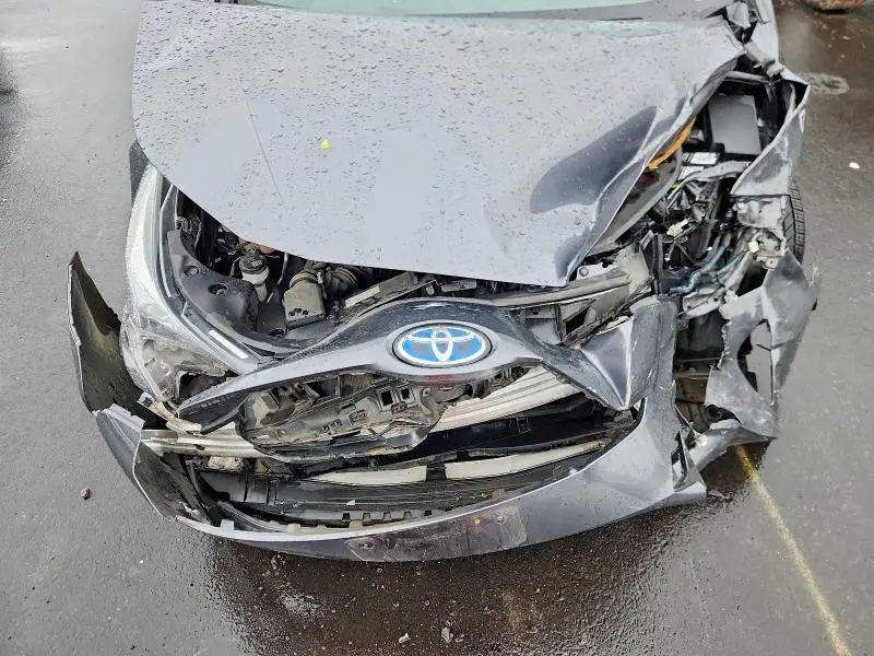 2016 TOYOTA PRIUS FOUR TOURING  