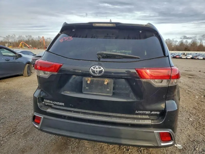 2018 TOYOTA HIGHLANDER LIMITED  