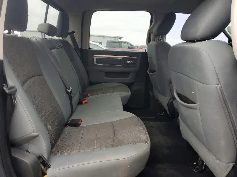 2014 RAM 1500 SLT  