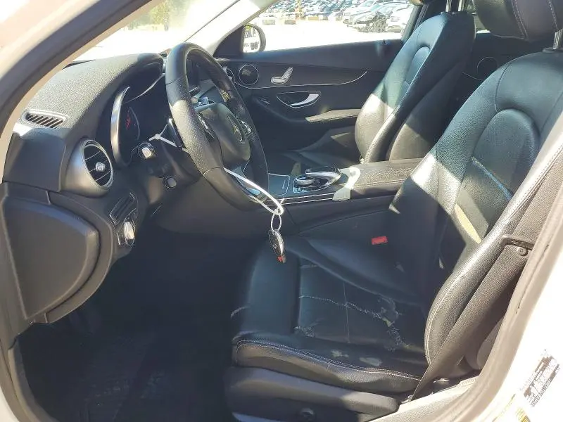 2016 MERCEDES-BENZ C 300  