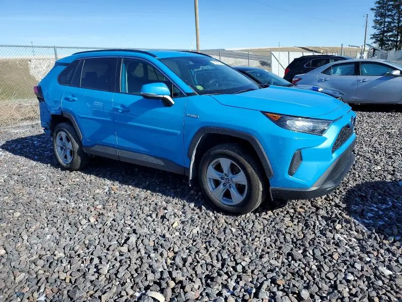 2019 TOYOTA RAV4 LE  