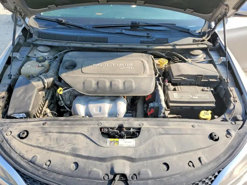 2015 CHRYSLER 200 C  