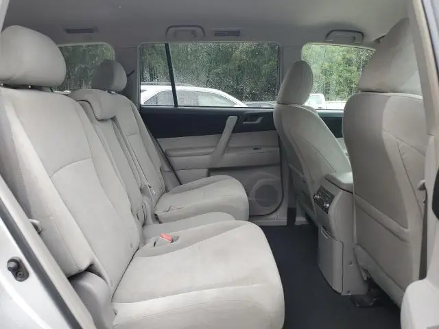 2011 TOYOTA HIGHLANDER BASE  