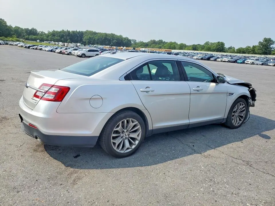 2017 FORD TAURUS LIMITED  