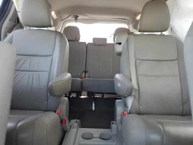 2015 TOYOTA SIENNA XLE
