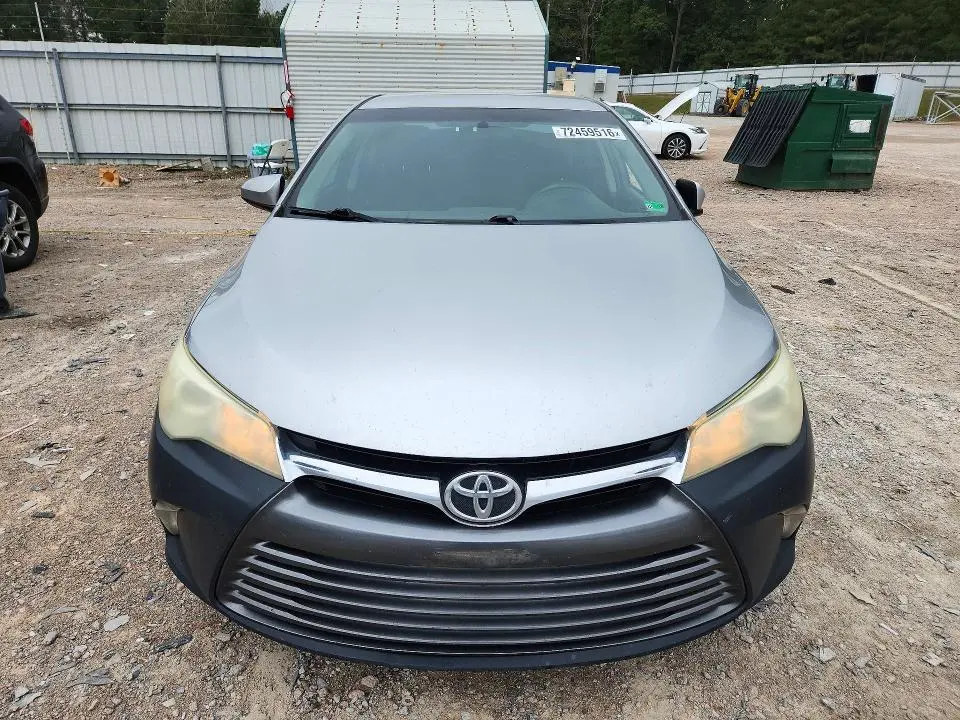 2015 TOYOTA CAMRY LE  