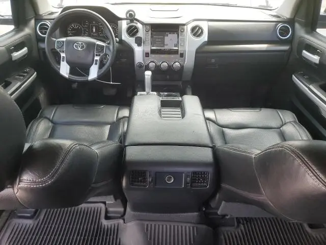 2019 TOYOTA TUNDRA CREWMAX SR5  