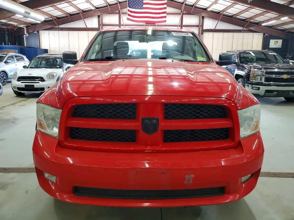 2012 DODGE RAM 1500 ST  