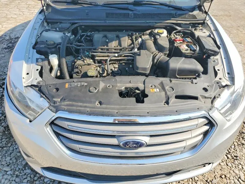 2016 FORD TAURUS SEL  