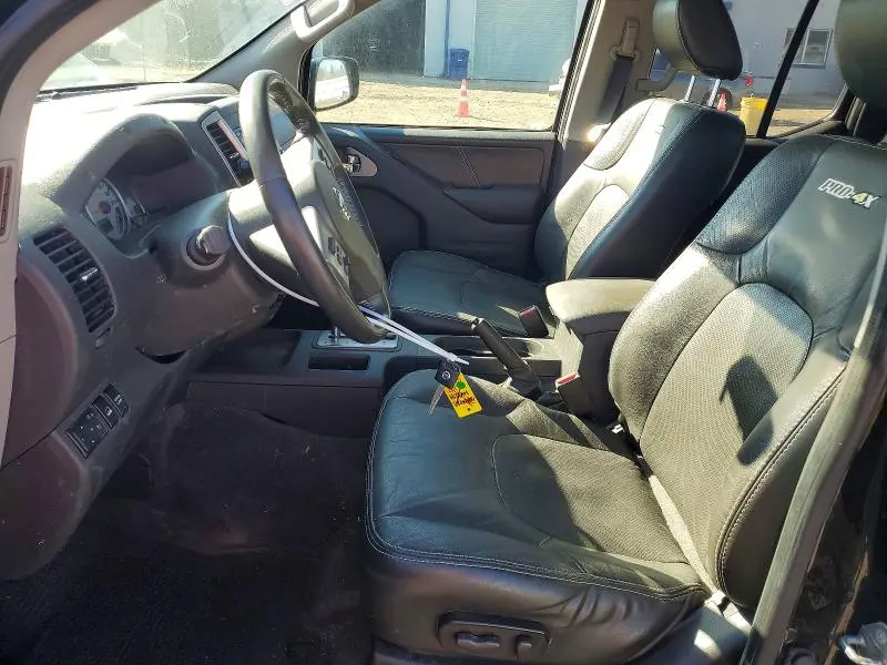 2017 NISSAN FRONTIER PRO-4X  