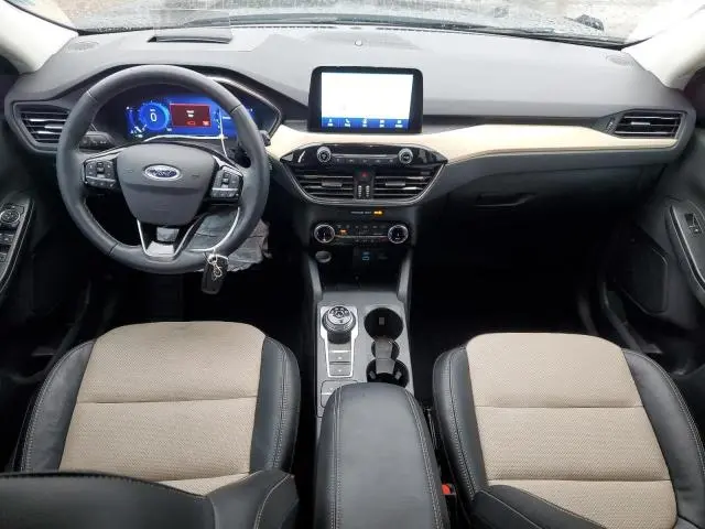 2022 FORD ESCAPE TITANIUM  