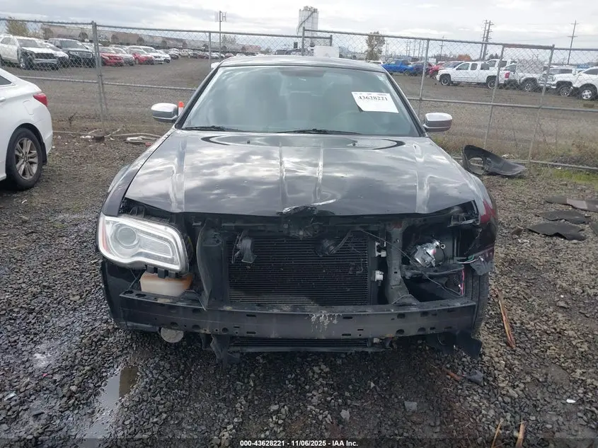 2012 CHRYSLER 300 LIMITED