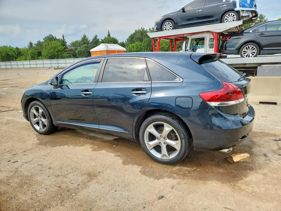 2013 TOYOTA VENZA XLE  